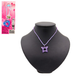 Collier avec pendentif strass vendu par 48 Jouets et articles kermesse 32961